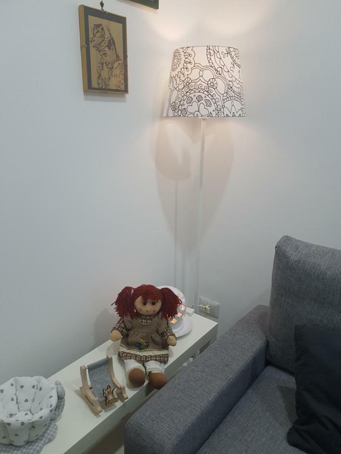 Small Bedroom Vomero'S Naples Extérieur photo