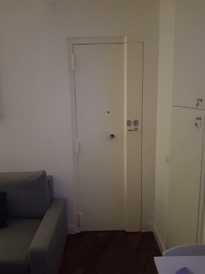 Small Bedroom Vomero'S Naples Extérieur photo